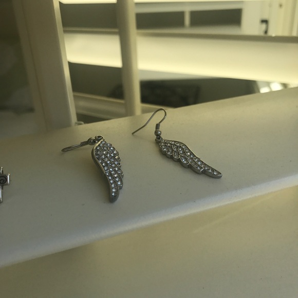 Wing earrings - Picture 4 of 5